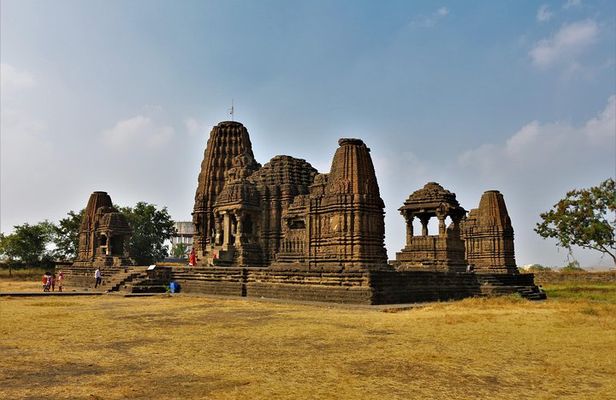 Travel 12 days in wonderful Maharashtra