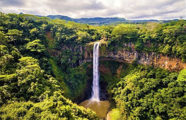 Private SUV (Chauffeur-Driven) Full-Day South Tour
