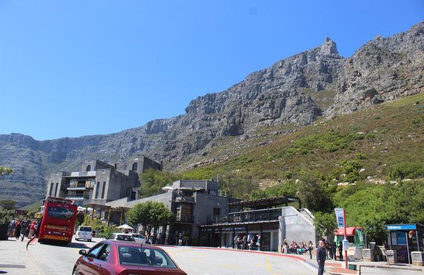Private City Tour Table Mountain + Cable Car Ticket Camps Bay H/D