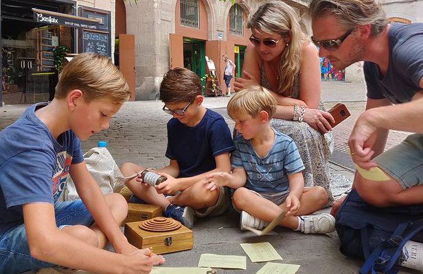 Private Family Treasure Hunt | Guided, fun & 100% Offline | Xventura Barcelona