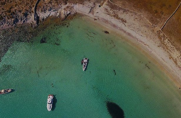 3 hour private cruise: DELOS - RHENIA