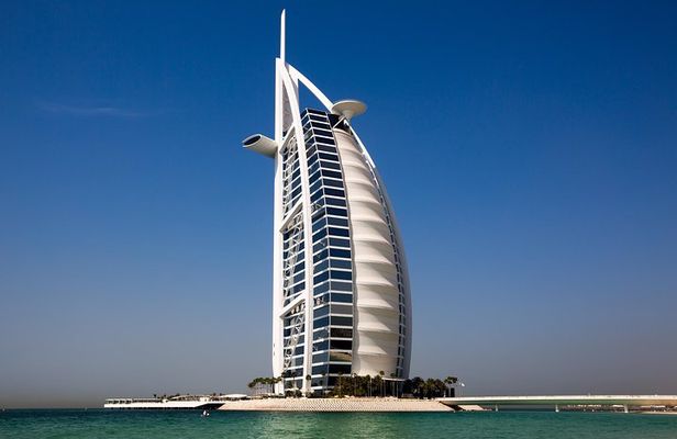 2 Days-Dubai City Tour with Desert Safari and Abu Dhabi City Tour