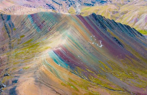 Palccoyo Rainbow Mountain Trek Day Tour from Cusco