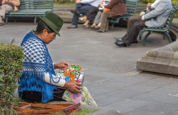The Best of Quito: Private Old Town & Equator Line Tour