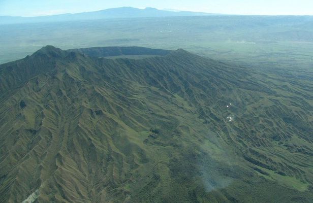 2 Days Tour :Mt.Longonot Hiking TOUR &Hells Gate Bicycle Riding