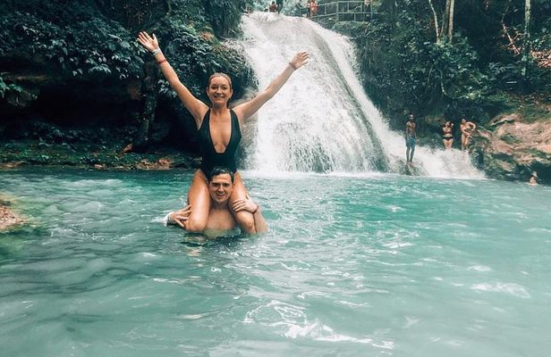 Ocho Rios Water Action Package (Blue Hole, Tubing & Dunns River)