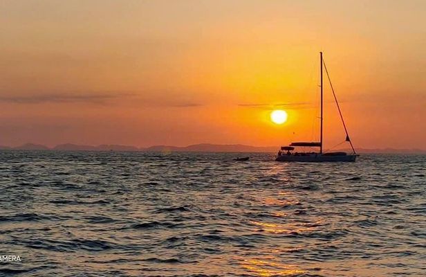 PHI PHI ISLAND - Sunrise Trip From Phi Phi Don By Phi Phi Local Tour