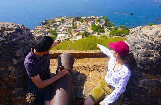 Best of Santiago Island: Cidade Velha, Workshop & Tarrafal Beach Tour