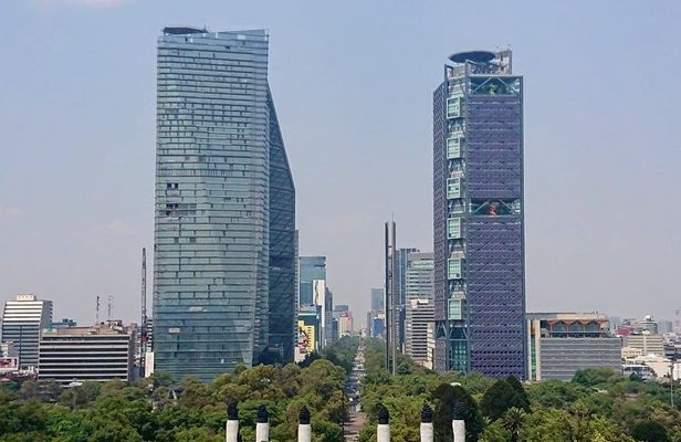 Discover Mexico City by Bike: Chapultepec to Downtown Tour!