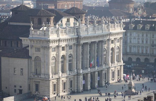 Private Walking Tour of Turin with private official tour guide