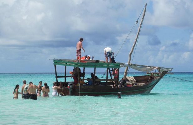 Full-Day Group Snorkeling Tour to Mnemba Island