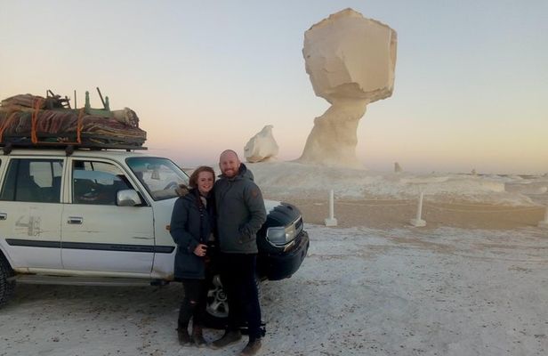 Privat White desert and Bahariya oasis 2 days with camping