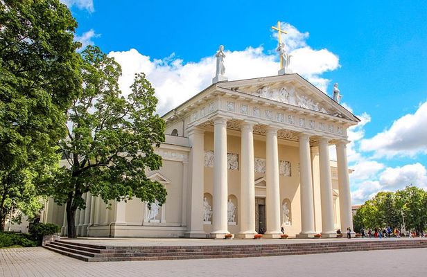 Historic Vilnius: Exclusive Private Tour with a Local Expert