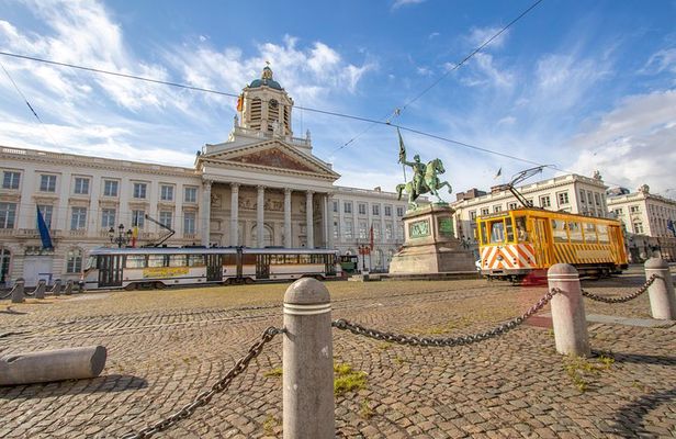 Historic Brussels: Exclusive Private Tour with a Local Expert