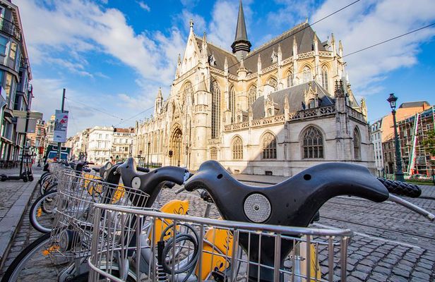 Discover Brussels’ most Photogenic Spots with a Local