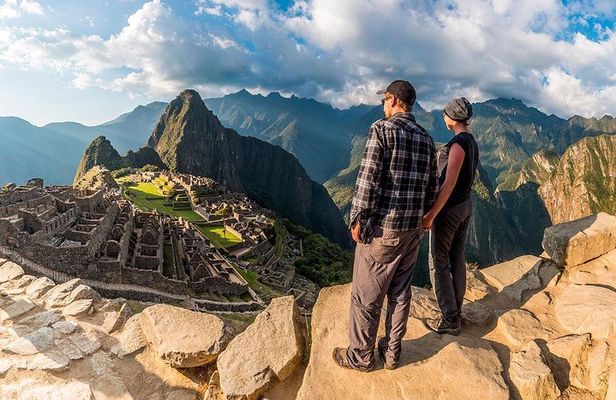 Machu Picchu Private Guided Tour from Aguas Calientes