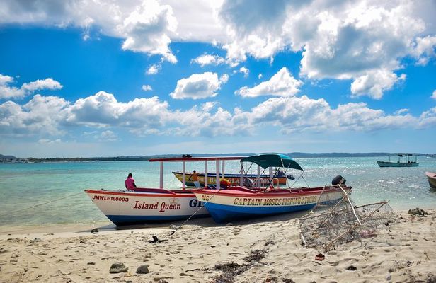 Glass Bottom Boat Ride/Snorkeling/Booby Cay Island from Grand Palladium Lucea