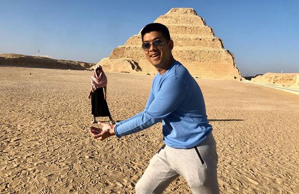 Explore Giza Pyramids,Sakkara,Dahshur and Memphis private tour 