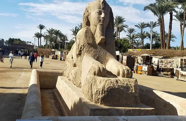 Explore Sakkara, Memphis and Dahshur privat day tour