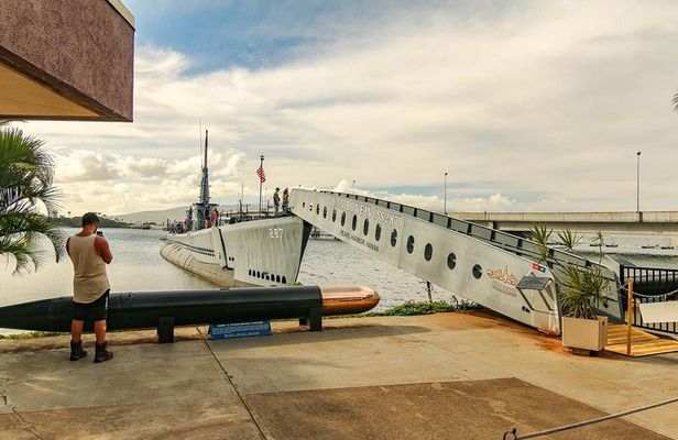 Best Of Pearl Harbor: The Complete Small Group Tour Experience