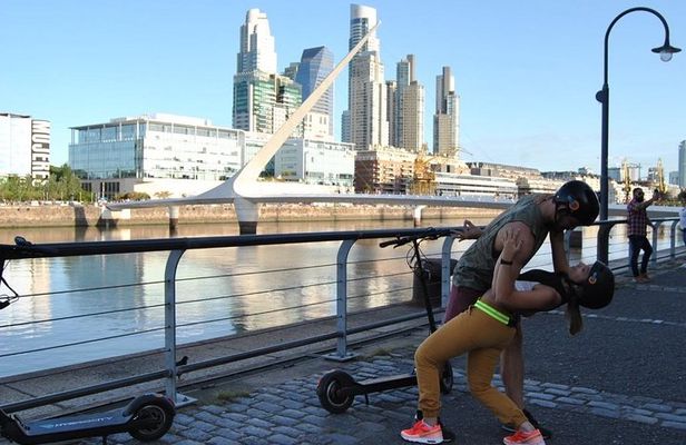 Electric Scooter Tour: South Buenos Aires.
