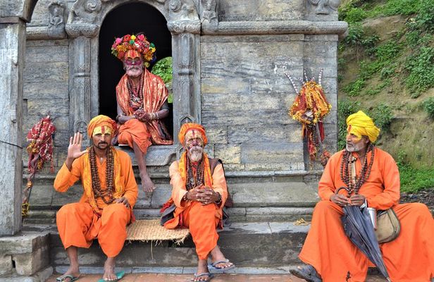 Half day sightseeing tour Kathmandu ( Boudhnath Stupa and Pasupati Temple )