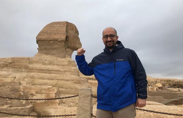 4 Hour Giza Pyramids & Sphinx Tour 