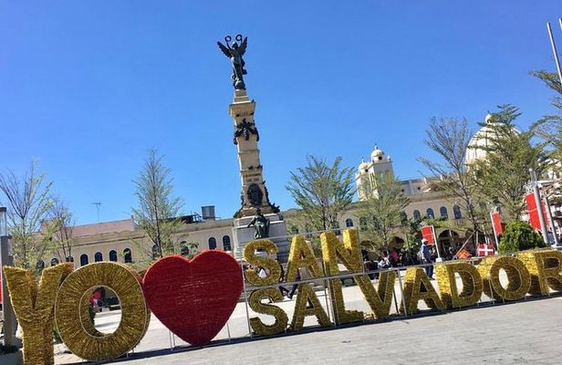 Explore San Salvador: Historic Center, local market and volcano