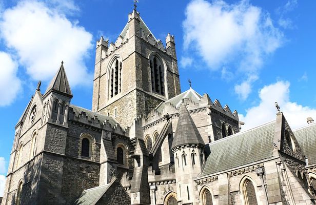Historic Dublin: Exclusive Private Tour with a Local Expert