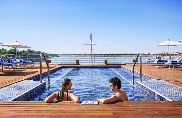 Cairo: 3-Day Nile Cruise To Aswan with flights 