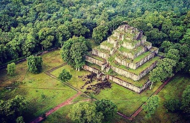 4 Days - Major Temples & Kulen mountain & Koh Ker & Beng Mealea from Siem Reap
