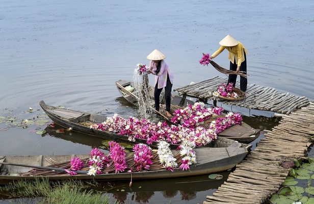 Vietnam At Glance In 7 Days - From Hanoi to Ho Chi Minh City