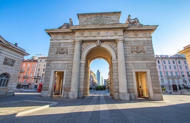 Discover Milan’s most Photogenic Spots with a Local