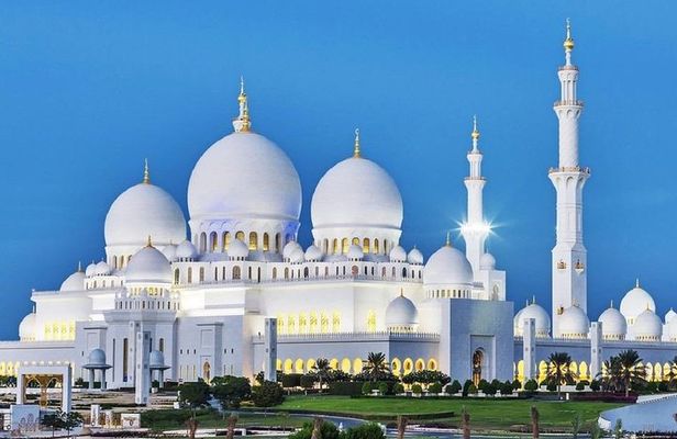 Abu Dhabi City Tour With English Guide All Major location covered
