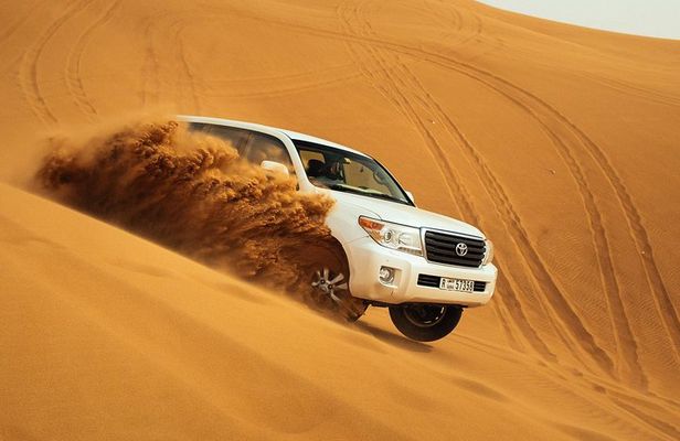 Desert Safari Dubai at Evening with BBQ Dinner