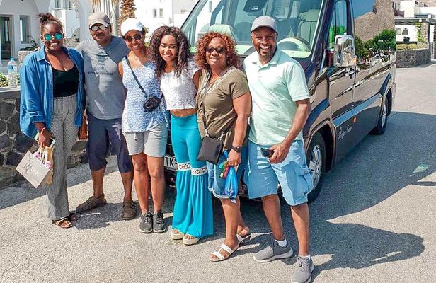 Private Guided Full Day Tour of Santorini