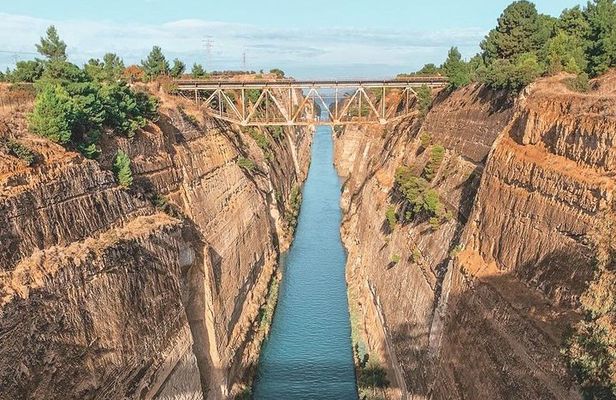 Temple of Apollon and Corinth canal trip from Athens