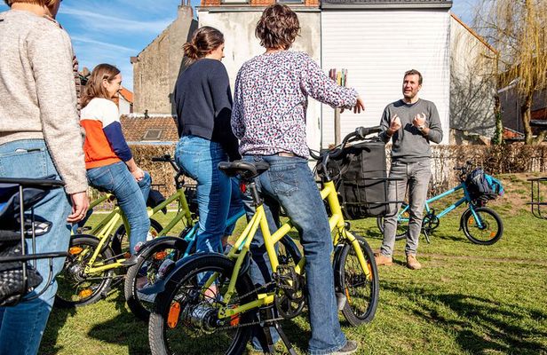 Bicycle tour in historic Ghent