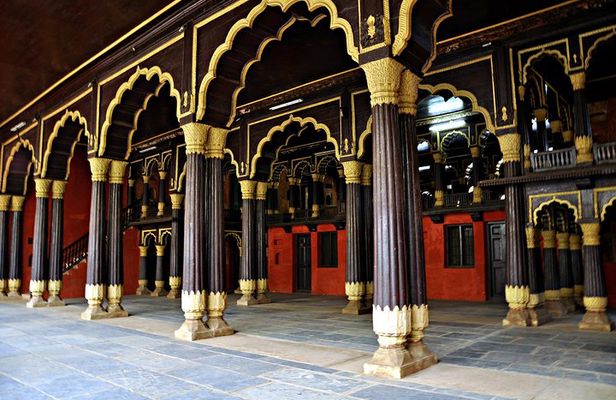 Tales of Bangalore a Walking Tour