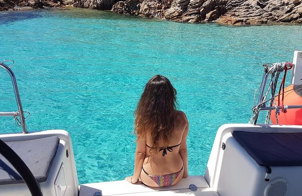 Sailboat tour from PALAU to the Maddalena Archipelago.