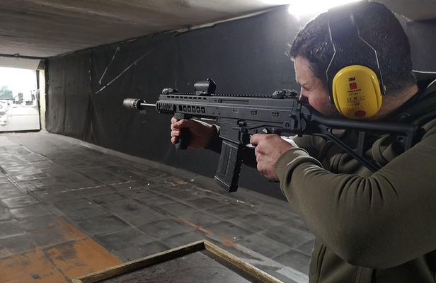 Riga Gun Range: shooting with Winchester, Glock17, & Kalashnikov