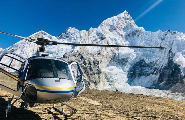 Everest Base Camp Helicopter Tour with Hotel Everest View Landing