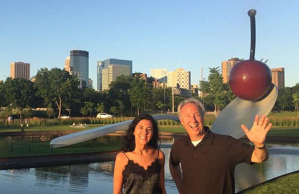 Minneapolis & St. Paul Highlights Private Riding & Walking Tour