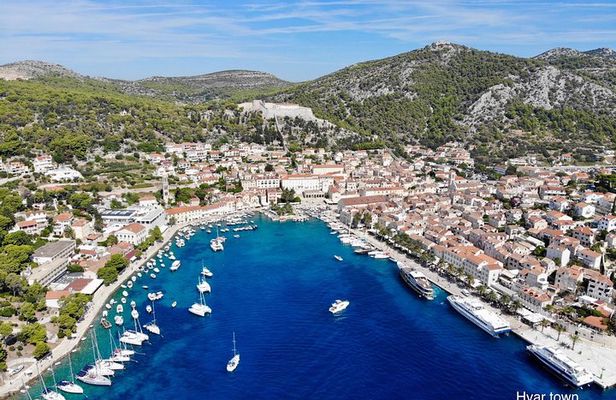 Private Tour: Hvar and Pakleni 3 Islands Tour in Speedboat from Split or Trogir