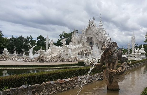 Private Temple Tour Chiang Rai / Pick Up Only In Chiang Rai