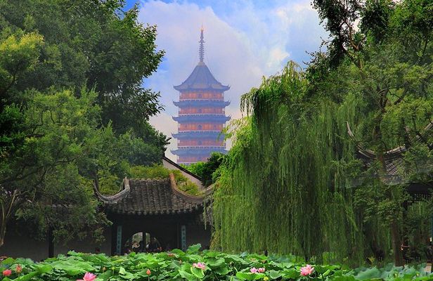 Suzhou and Zhujiajiao Water Town Private Customized Day Tour from Shanghai 