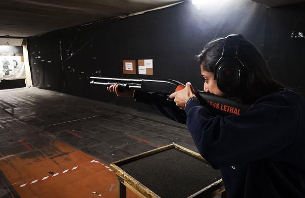 Riga Shooting Range : the Winchester, Glock 17, and Kalashnikov