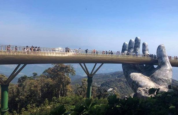 Sunset Private Tour to GOLDEN BRIDGE BA NA HILLS to Avoid Crowd