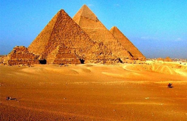 Trip from Hurghada to Cairo.