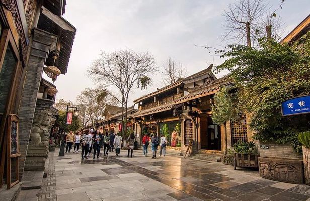 All Inclusive Chengdu Private Day Tour to Panda Breeding Base andCity Highlights